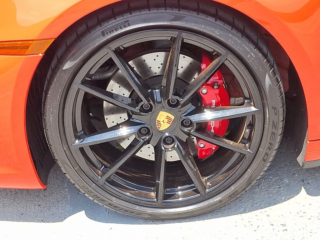 Thumbnail: 2020 Porsche 911 - 11