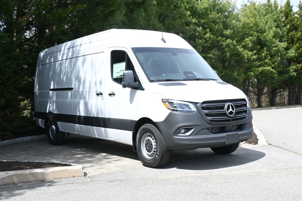 Thumbnail: 2026 Mercedes-Benz Sprinter - 8