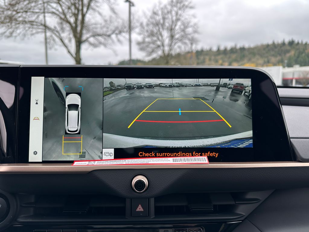 2025 Toyota Crown Signia Limited