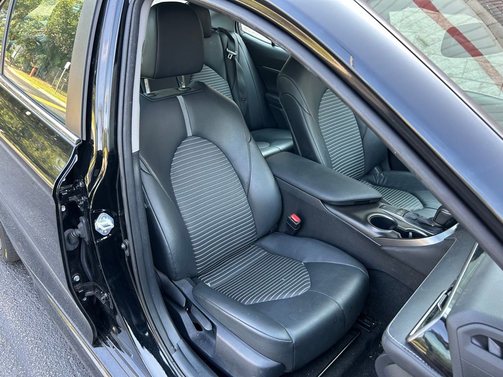 2024 Toyota Camry SE 15