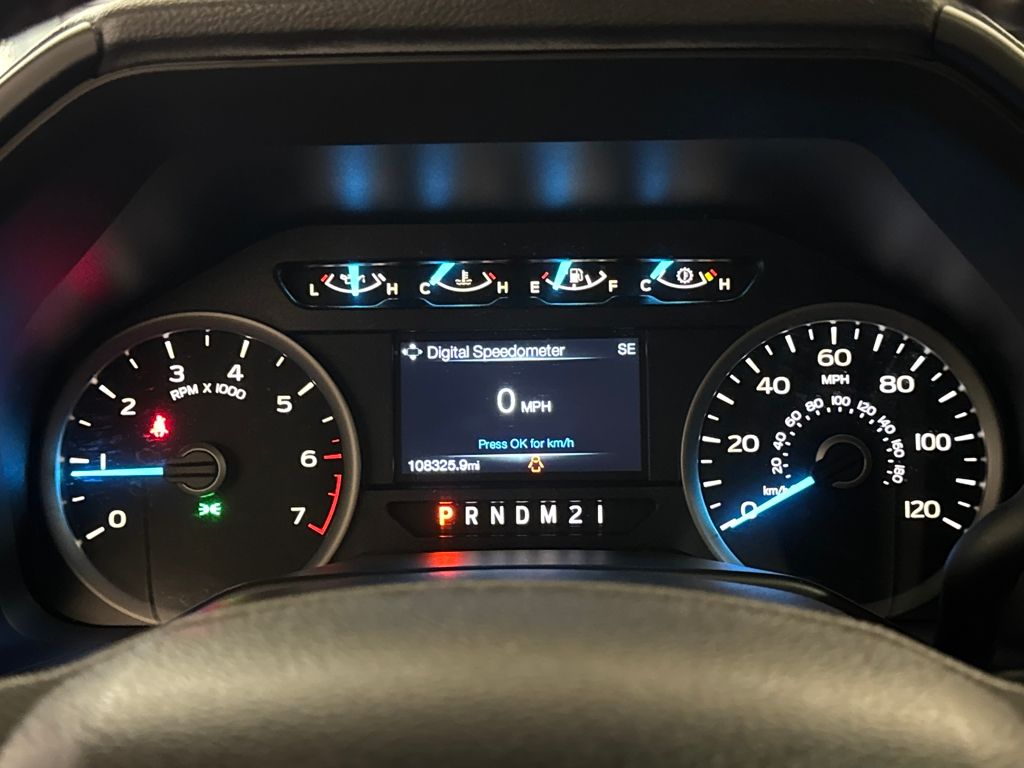 Used 2015 Blue Ford XLT image 23