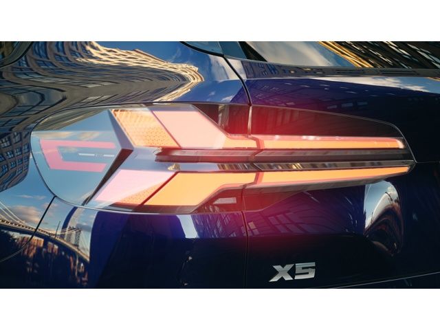 Thumbnail: 2026 BMW X5 - 8