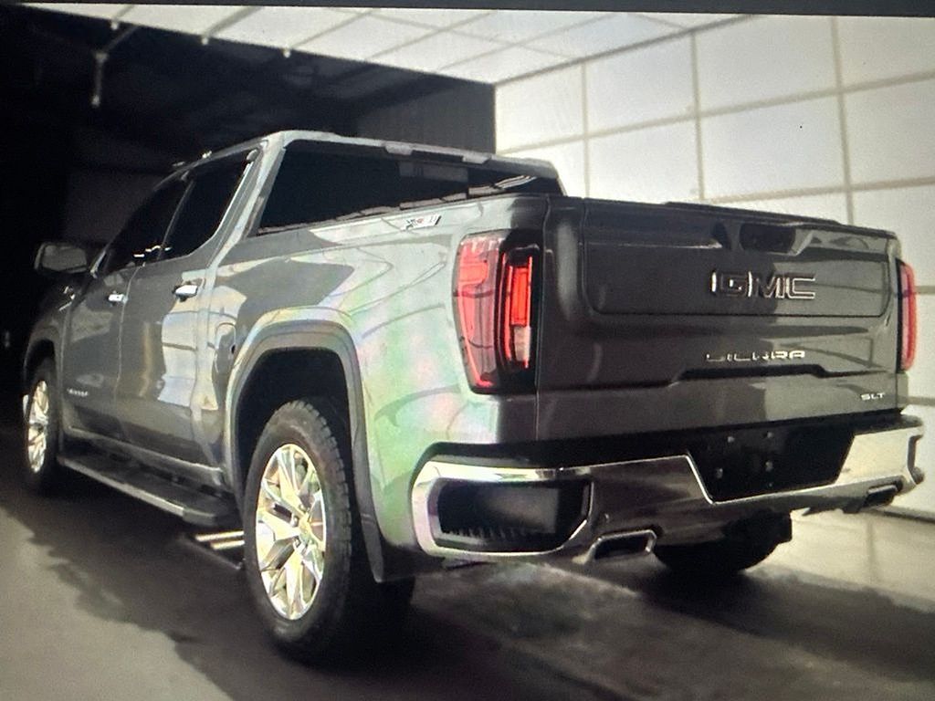 2021 GMC Sierra 1500 SLT - 2
