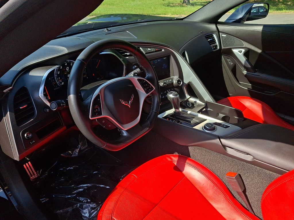 Thumbnail: 2017 Chevrolet Corvette - 10