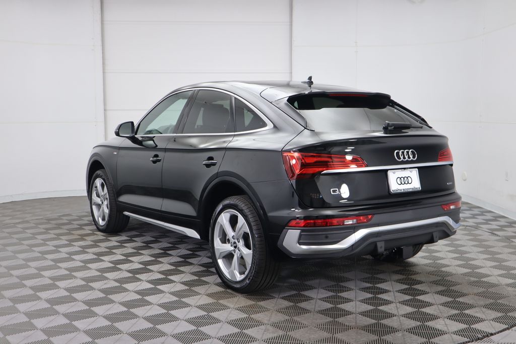 Thumbnail: 2025 Audi Q5 - 8