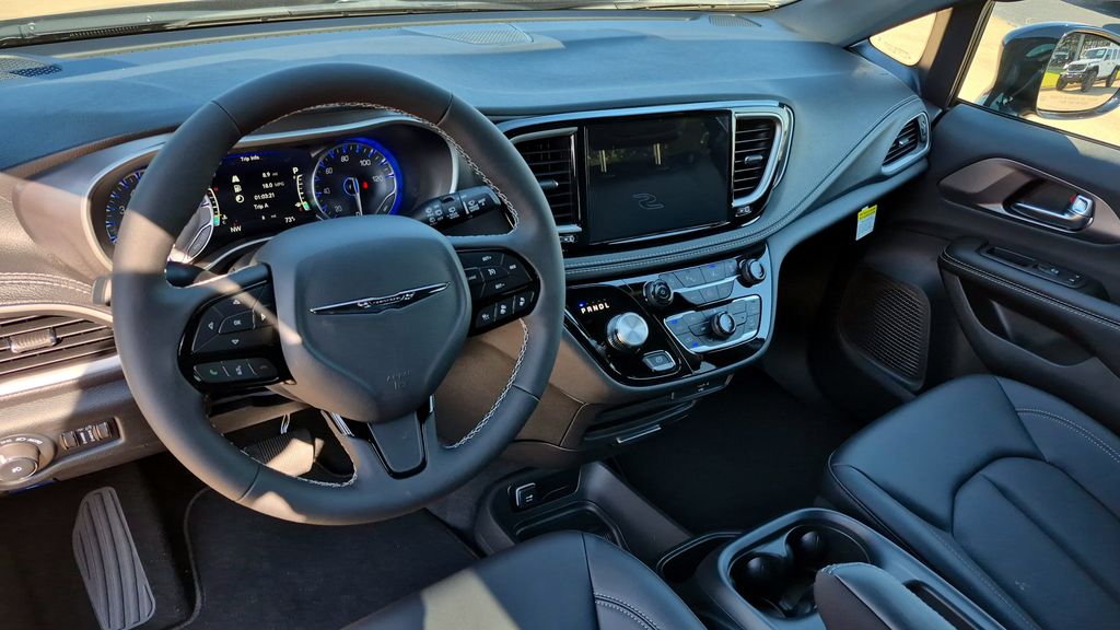 2026 Chrysler Pacifica