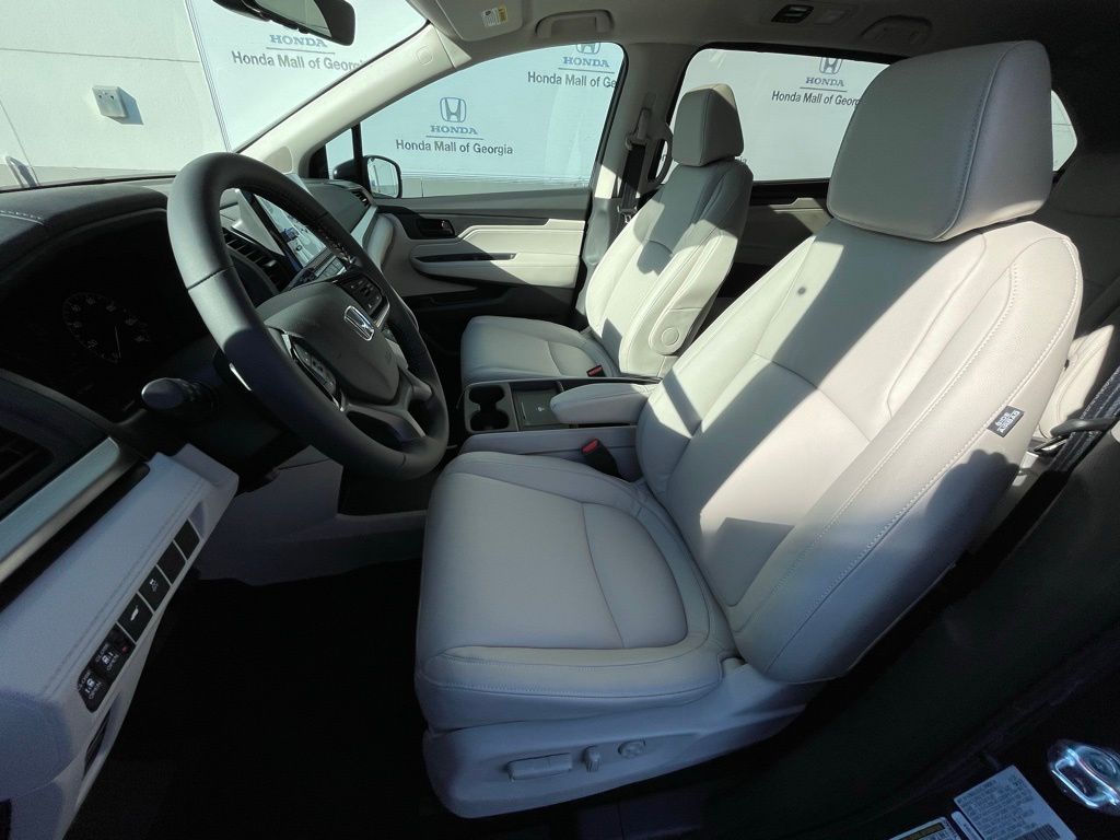 Thumbnail: 2026 Honda Odyssey - 28