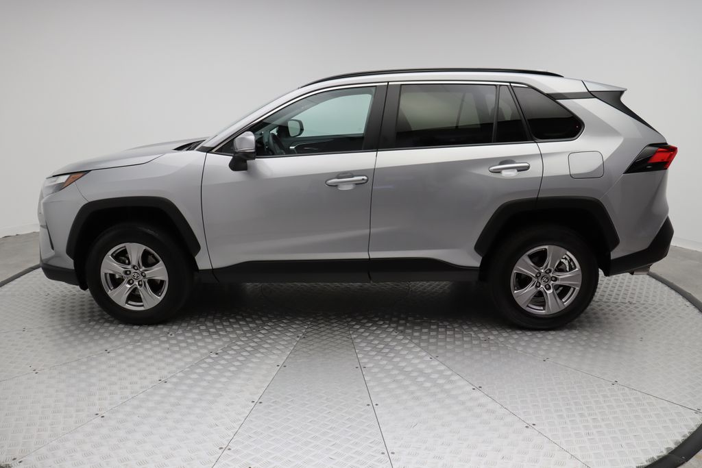 2023 Toyota RAV4 XLE 12