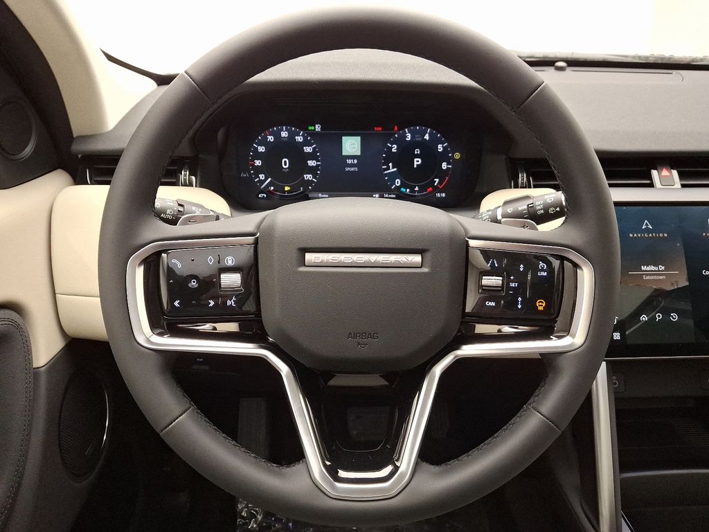 Thumbnail: 2025 Land Rover Discovery Sport - 16