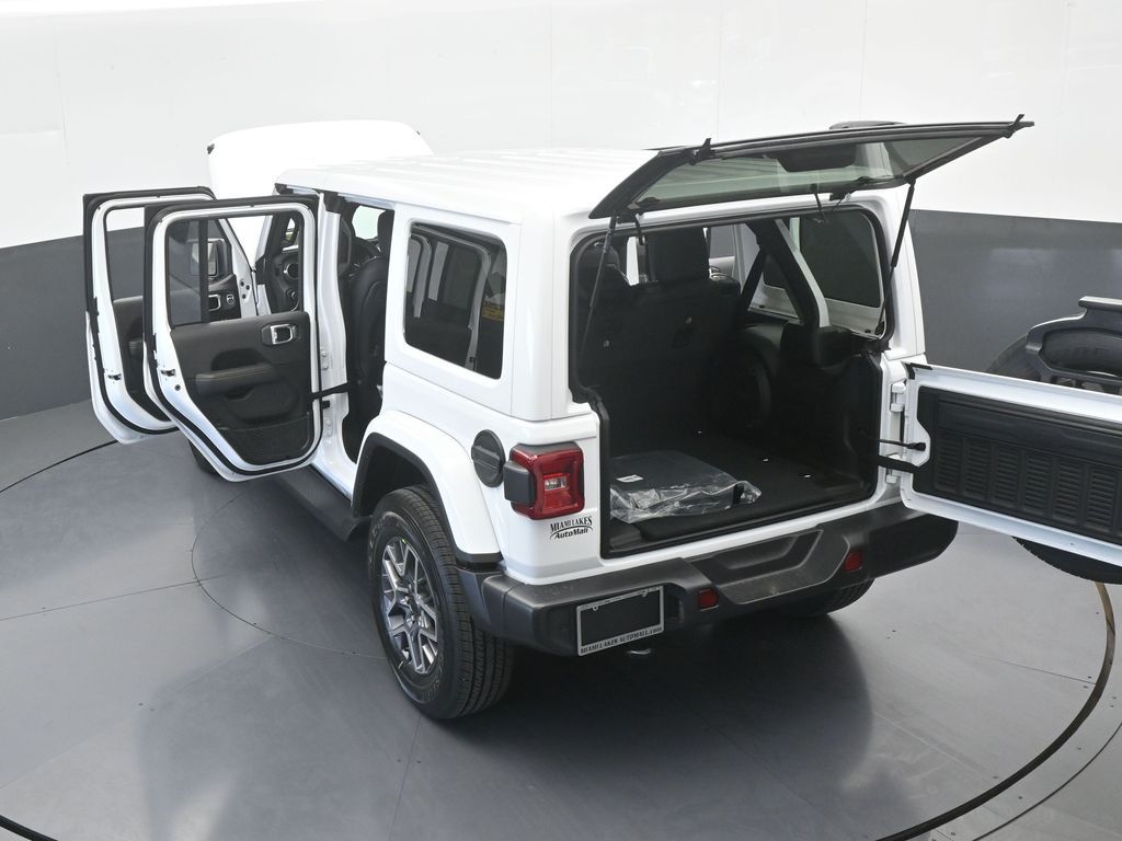 New 2026 Bright White Clearcoat Jeep Sahara image 62