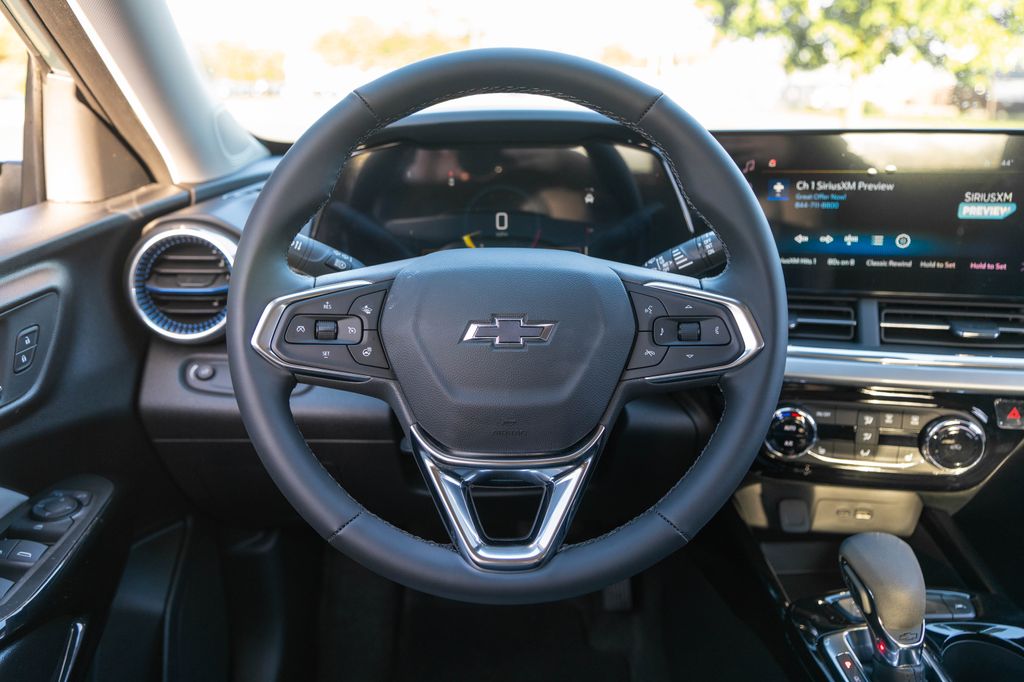 2026 Chevrolet Trax LT - Photo 14