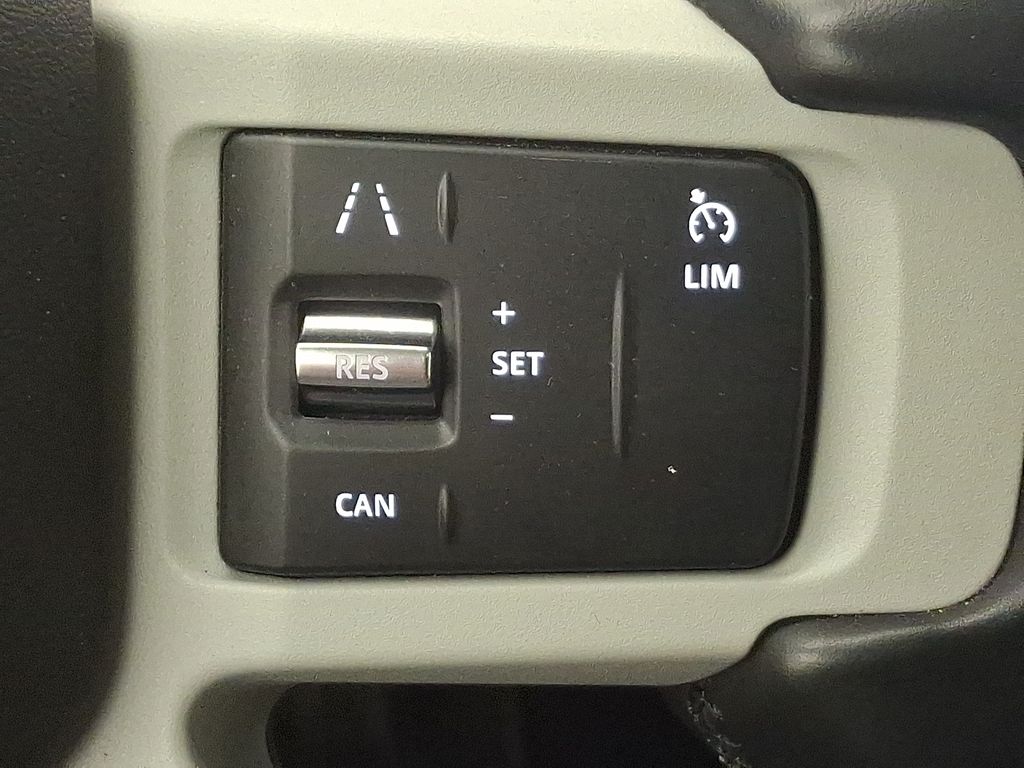 Thumbnail: 2023 Land Rover Defender - 23