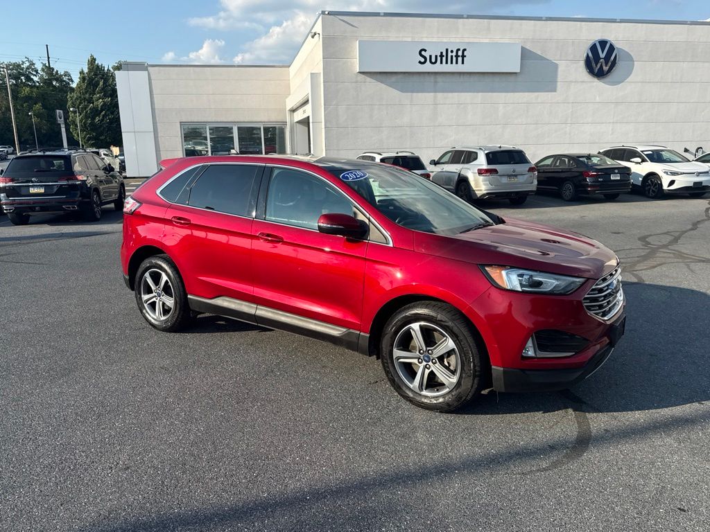 2020 Ford Edge SEL Red at Grove City Ford