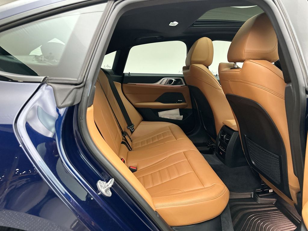 Thumbnail: 2022 BMW 4 Series - 19