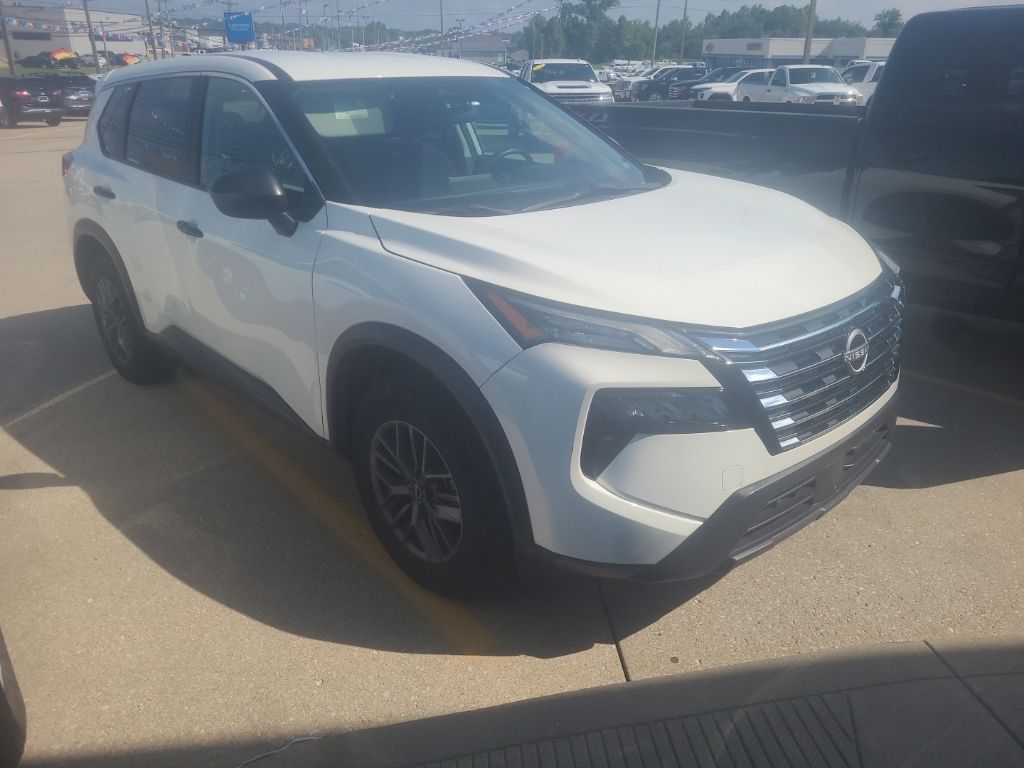 Glacier White 2024 Nissan Rogue SUV / Crossover Front-Wheel Drive Continuously Variable Transmission