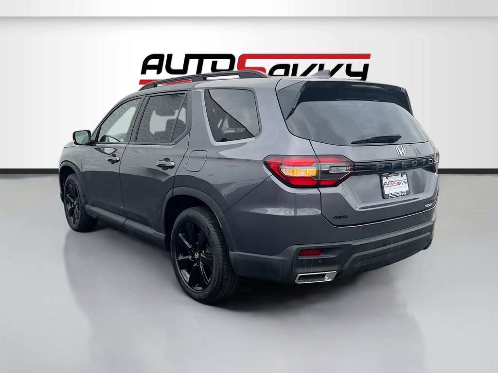 Used 2025 Gray Honda Black Edition image 5