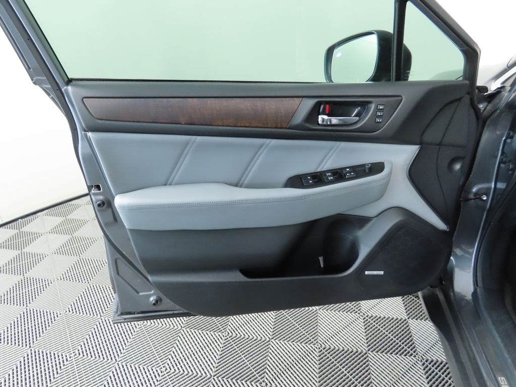 2019 Subaru Outback 3.6R Limited 25