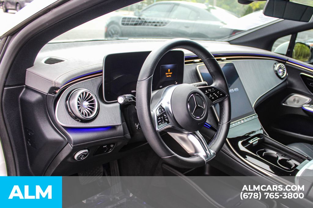 Used 2024 White Mercedes-Benz 350+ Sedan image 31