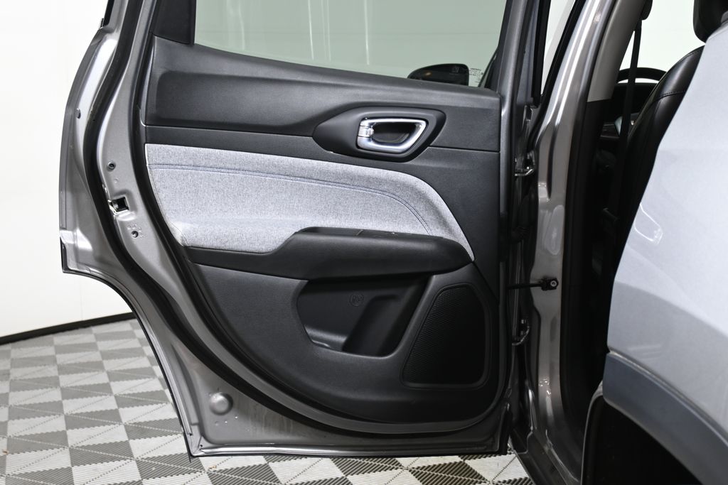 Thumbnail: 2022 Jeep Compass - 31