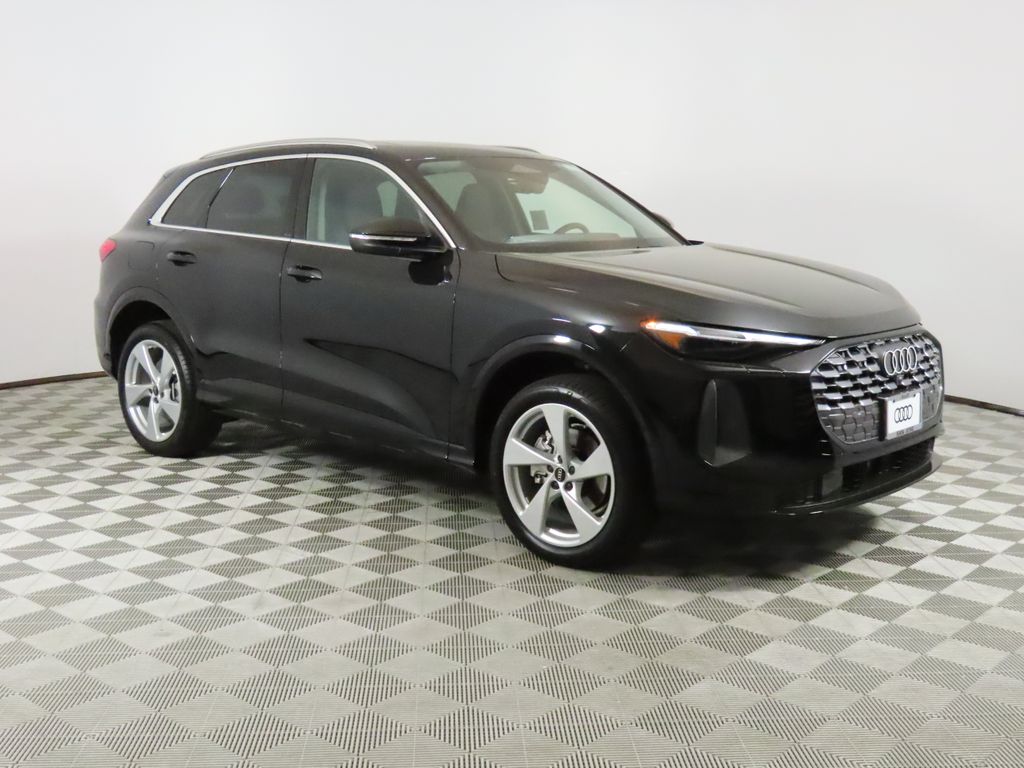 Thumbnail: 2025 Audi Q5 - 7