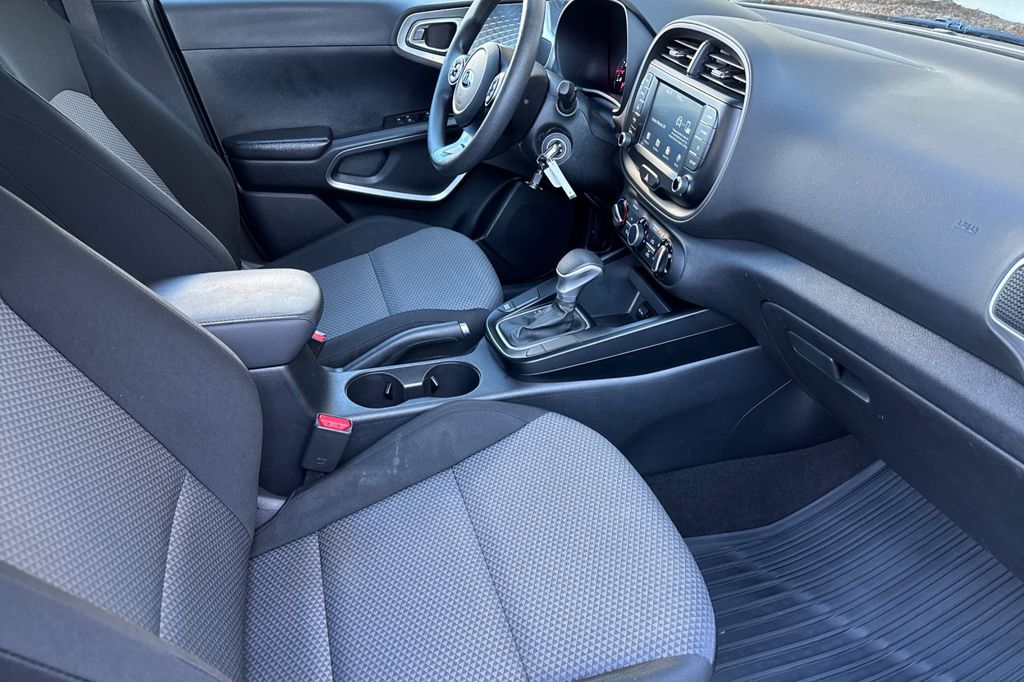 used 2021 Kia Soul car, priced at $16,971