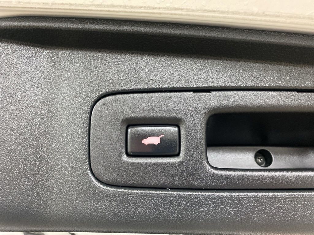 2016 Honda CR-V Touring photo