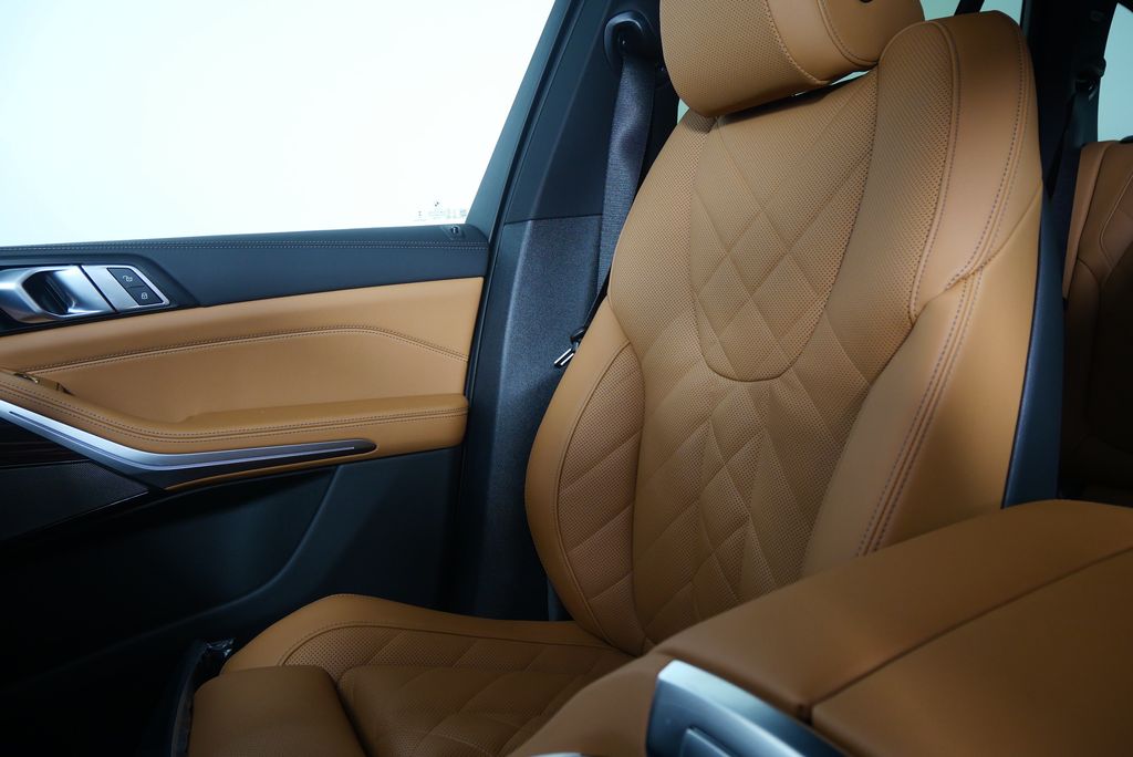 Thumbnail: 2026 BMW X5 - 22