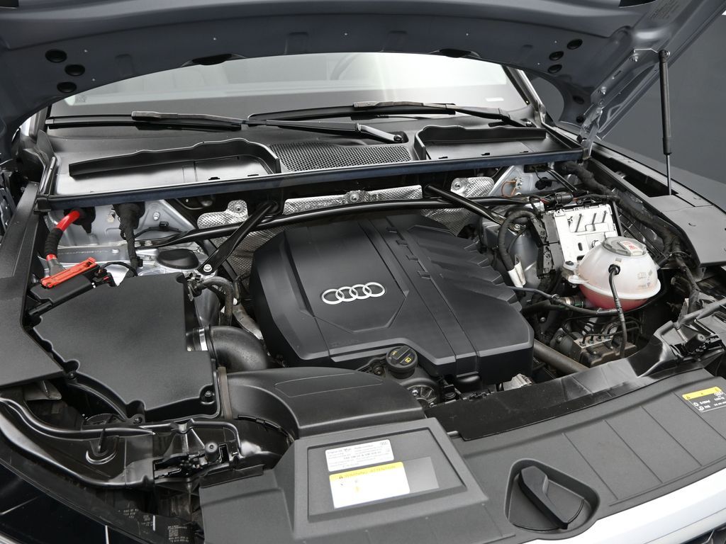 2022 Audi Q5 quattro S line Prem Plus 45 TFSI