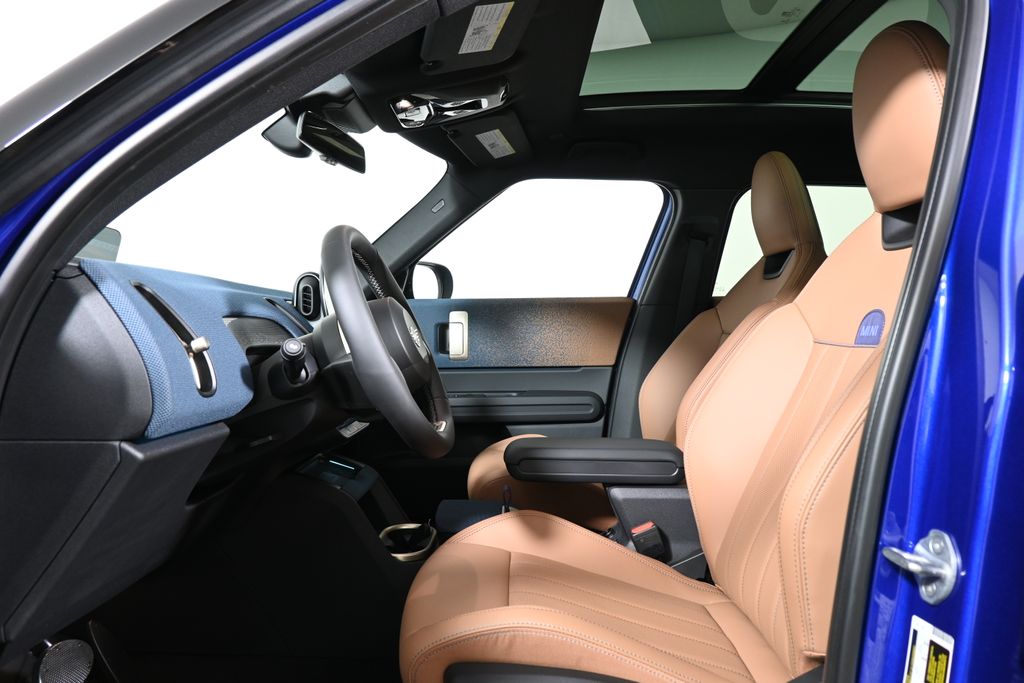 Thumbnail: 2025 MINI Cooper Countryman - 3