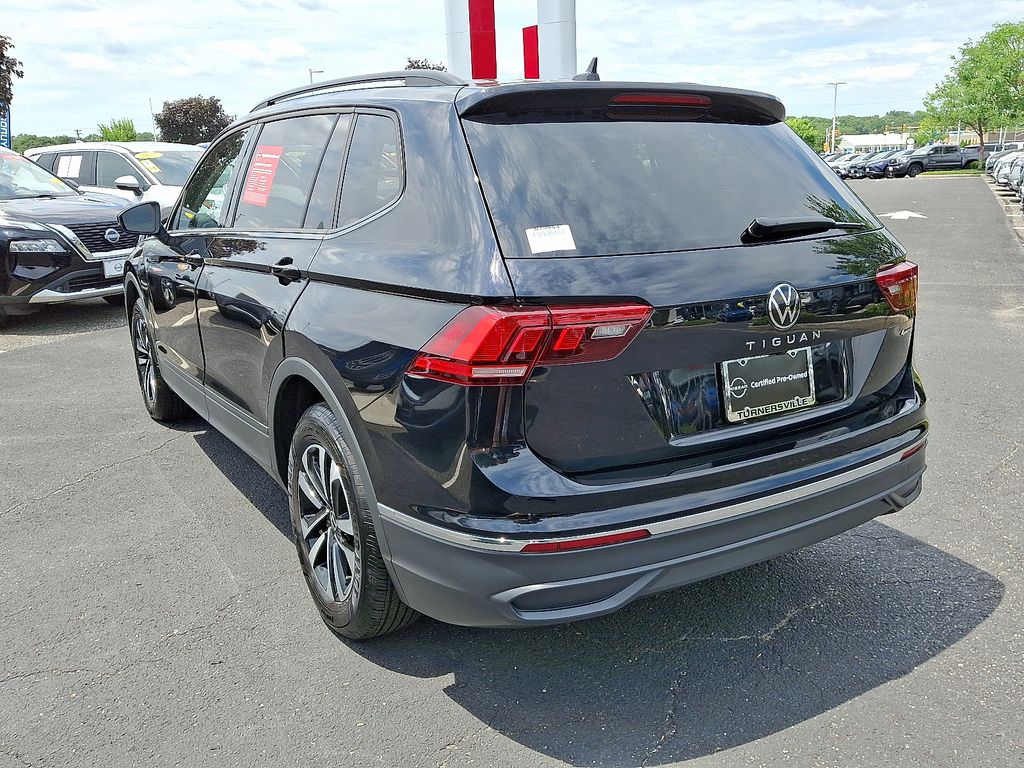 Thumbnail: 2024 Volkswagen Tiguan - 4