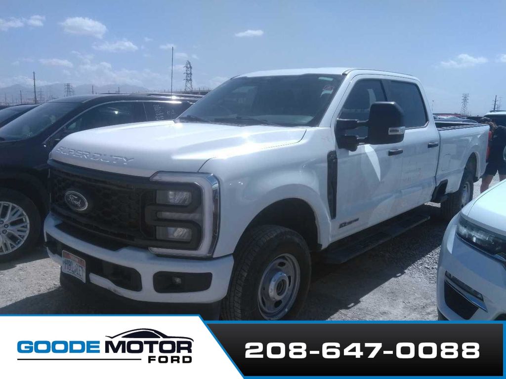2024 Ford F-250 Super Duty XL Crew Cab 4WD
