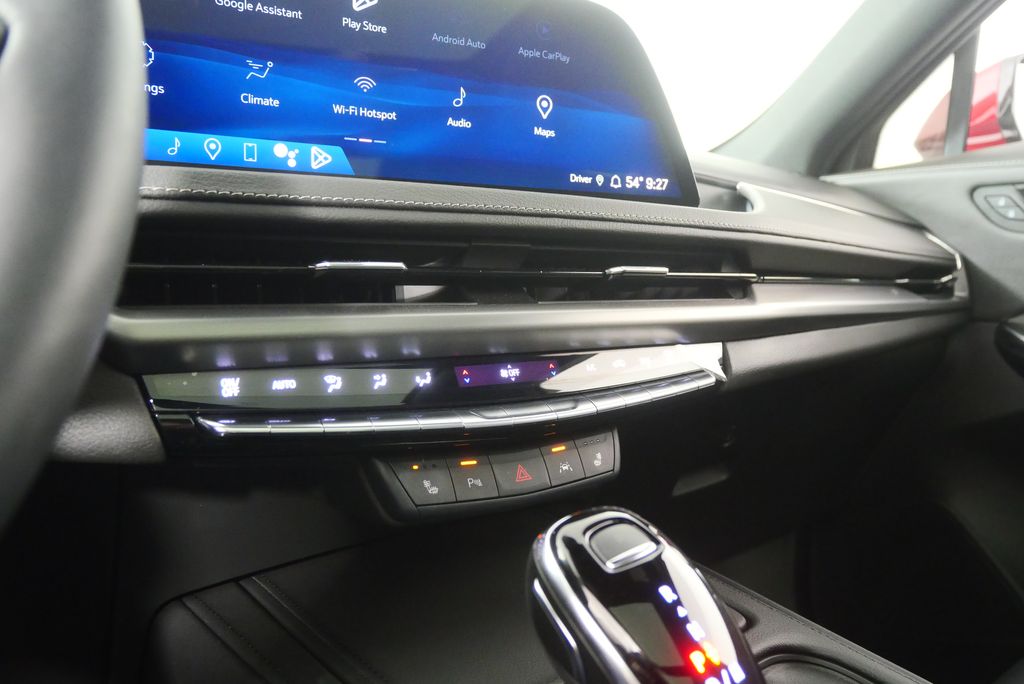 Thumbnail: 2024 Cadillac XT4 - 26