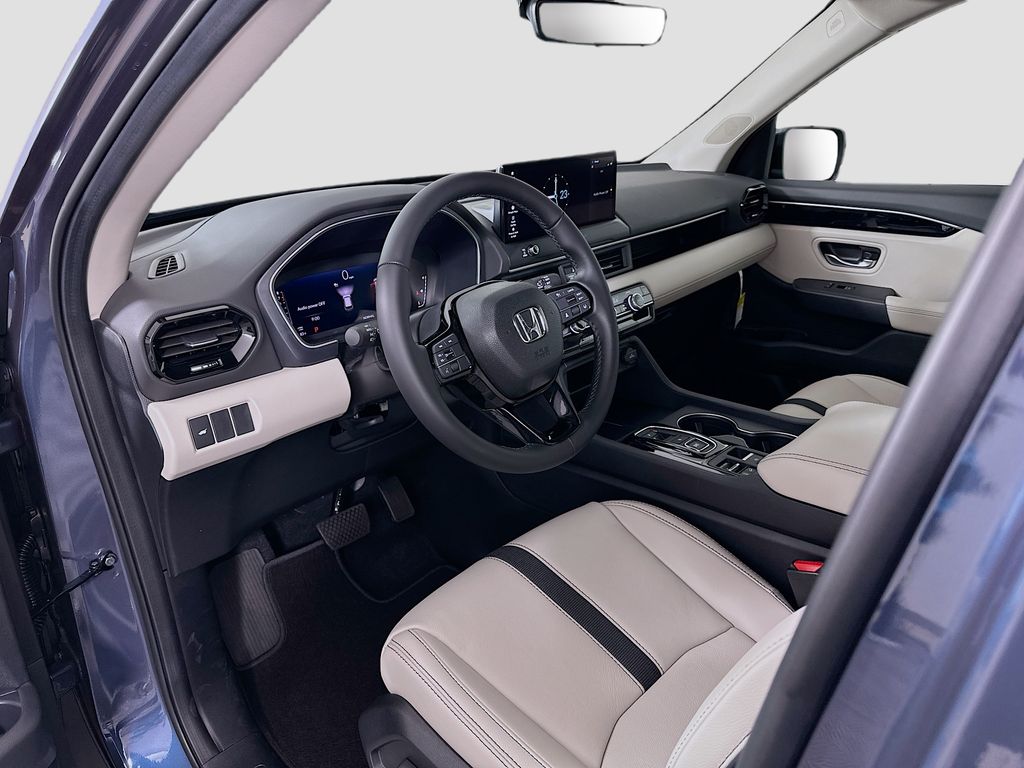 Thumbnail: 2026 Honda Pilot - 9