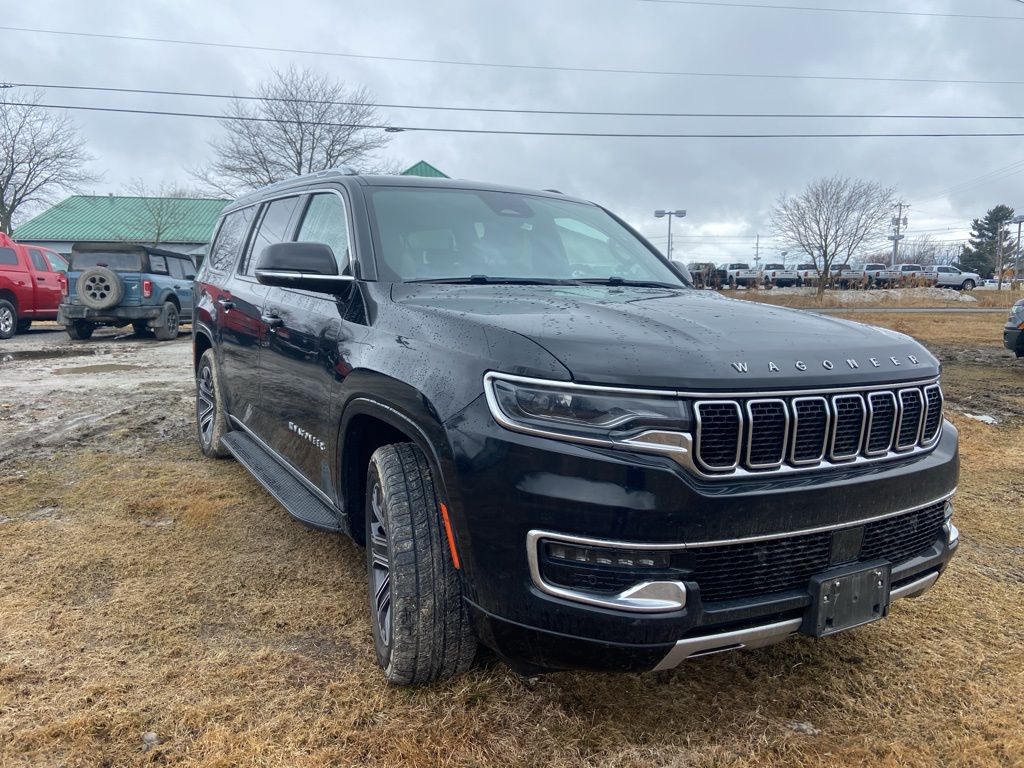 Diamond Black Crystal Pearlcoat 2024 Jeep Wagoneer L Series II 4WD SUV / Crossover Four-Wheel Drive 8-Speed Automatic