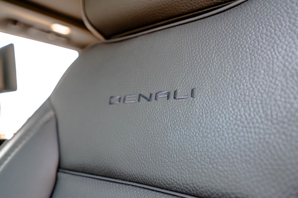 Used 2023 GMC Yukon SUV