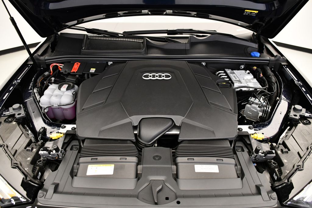 Thumbnail: 2026 Audi Q7 - 11