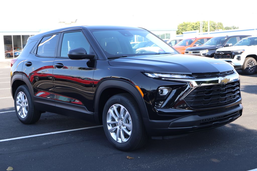 Thumbnail: 2026 Chevrolet TrailBlazer - 10