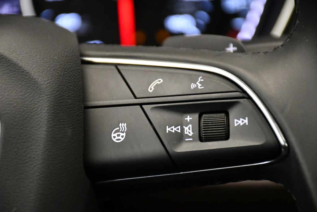 Thumbnail: 2023 Audi Q5 - 25