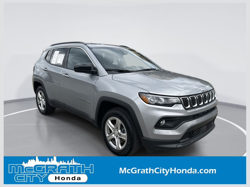 Silver Zynith Metallic Clearcoat 2024 Jeep Compass SUV / Crossover Four-Wheel Drive 8-Speed Automatic