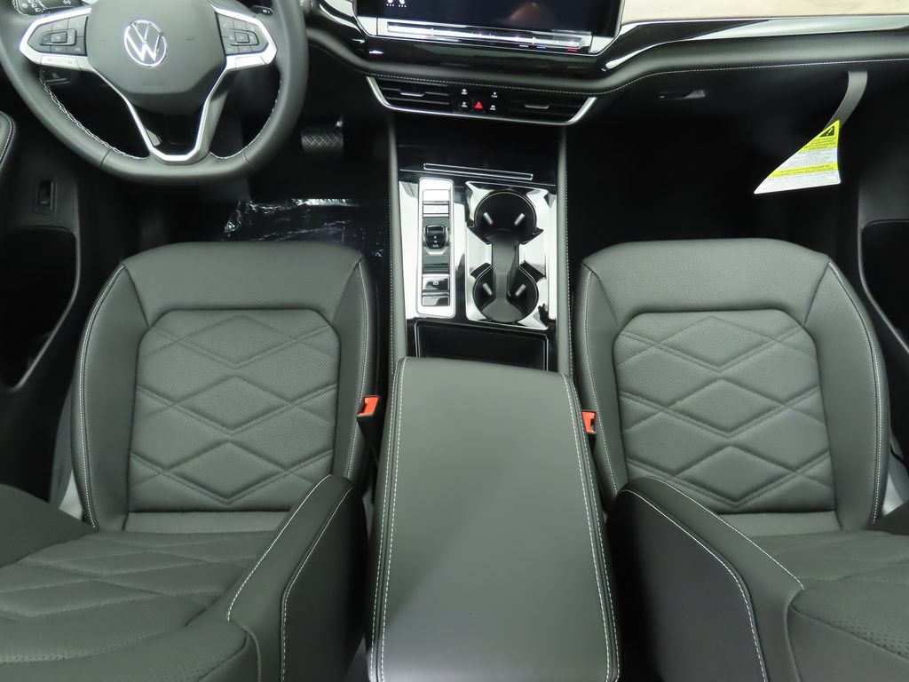 Thumbnail: 2026 Volkswagen Atlas - 16