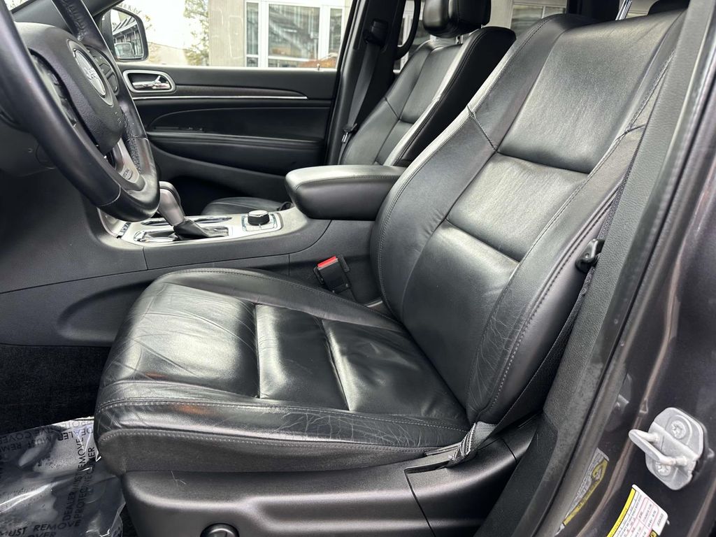 2018 Jeep Grand Cherokee Limited Edition 18