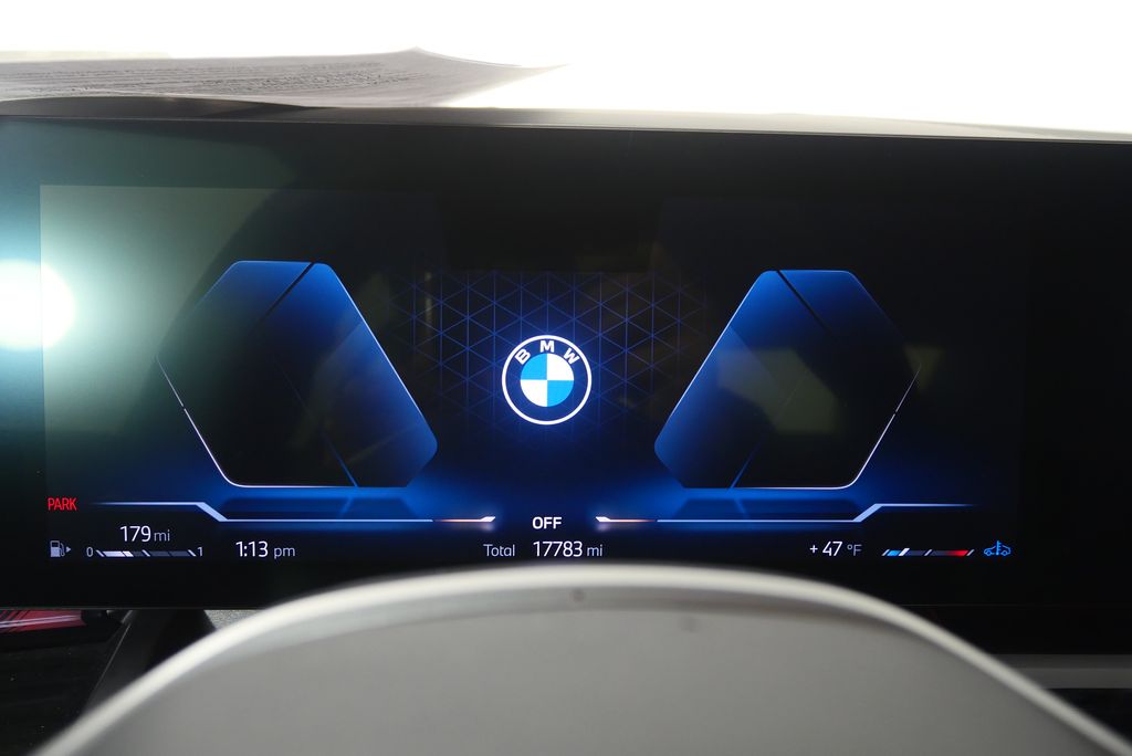 Thumbnail: 2025 BMW 5 Series - 24