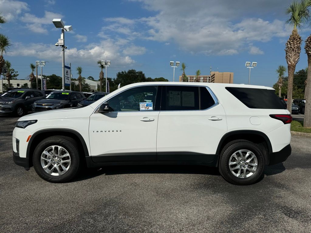 2022 Chevrolet Traverse LS 4