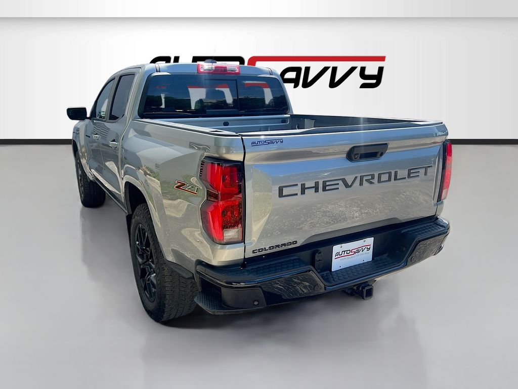 Used 2024 Gray Chevrolet Z71 image 5