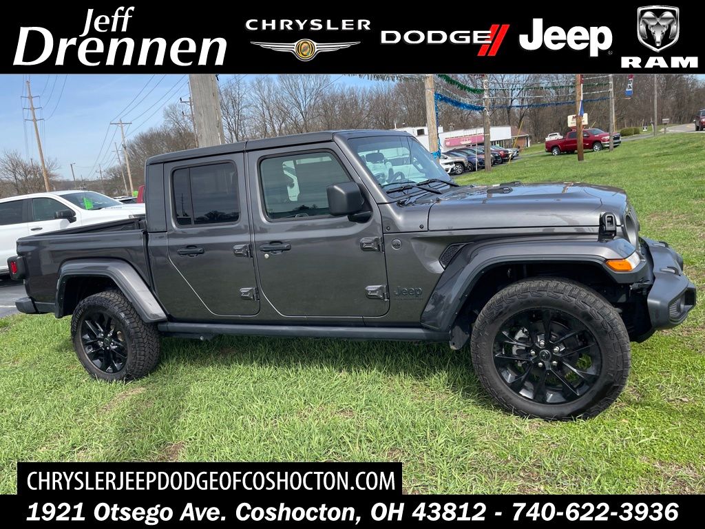 2025 Jeep Gladiator NightHawk Crew Cab 4WD