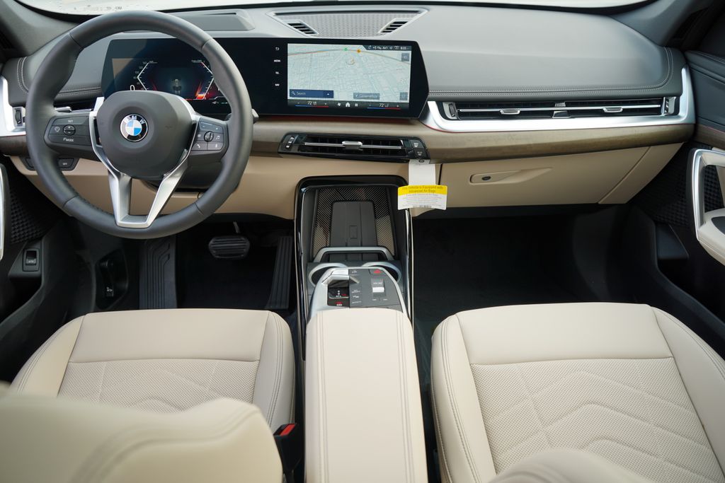 Thumbnail: 2025 BMW X1 - 13