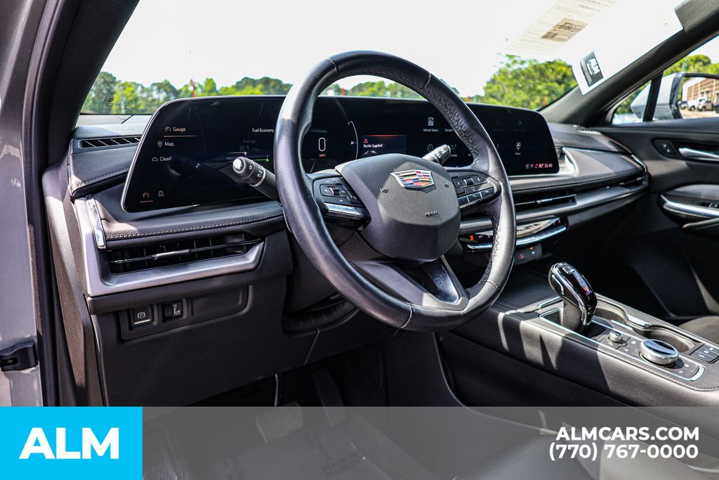 Used 2024 Silver Cadillac Premium Luxury image 28