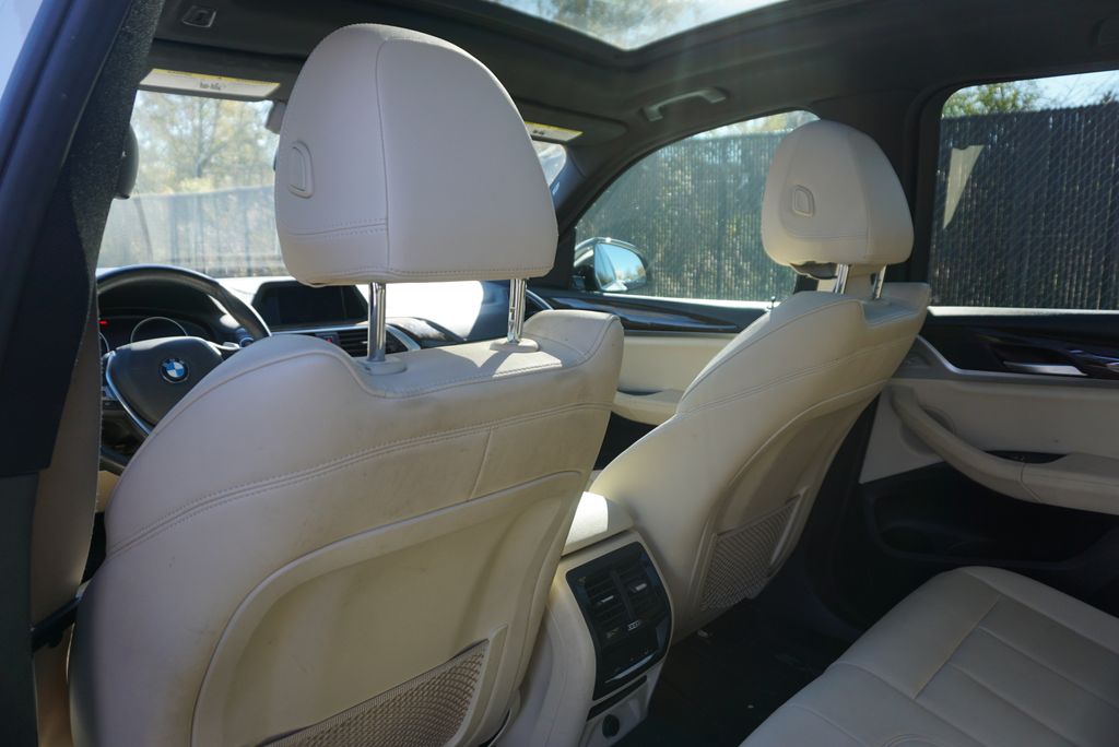 Thumbnail: 2019 BMW X3 - 15