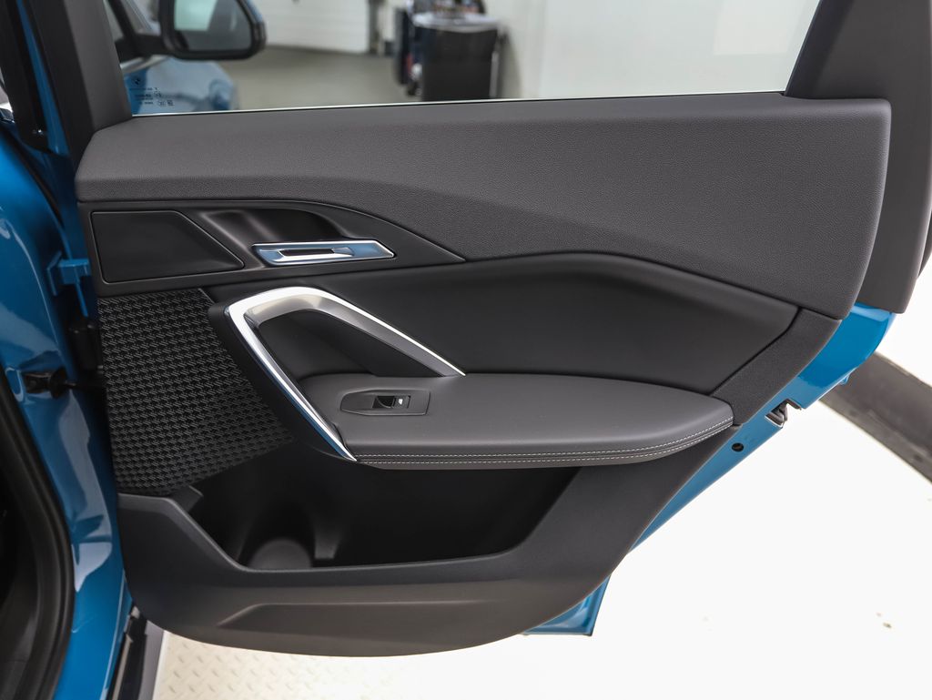 2025 BMW X1 xDrive28i 23