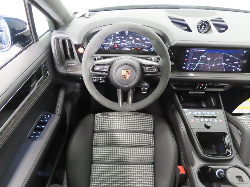 Thumbnail: 2025 Porsche  - 16